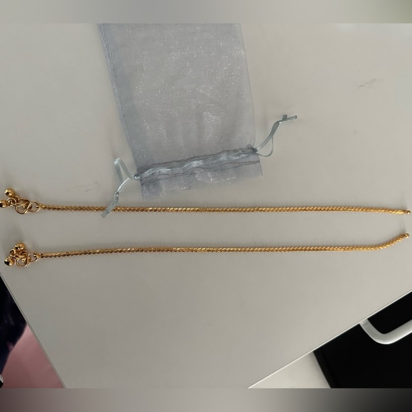 Indian Faux Gold Anklets - Picture 2 of 3